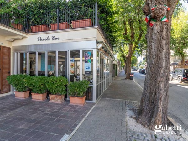 negozio in vendita a Cattolica