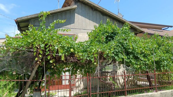casa indipendente in vendita a Cattolica