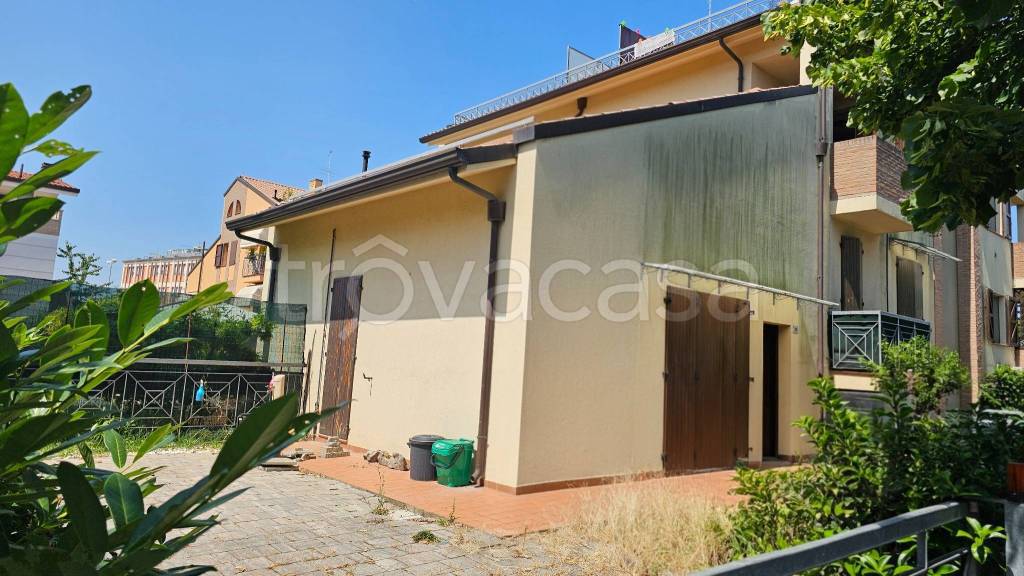 casa indipendente in vendita a Cattolica
