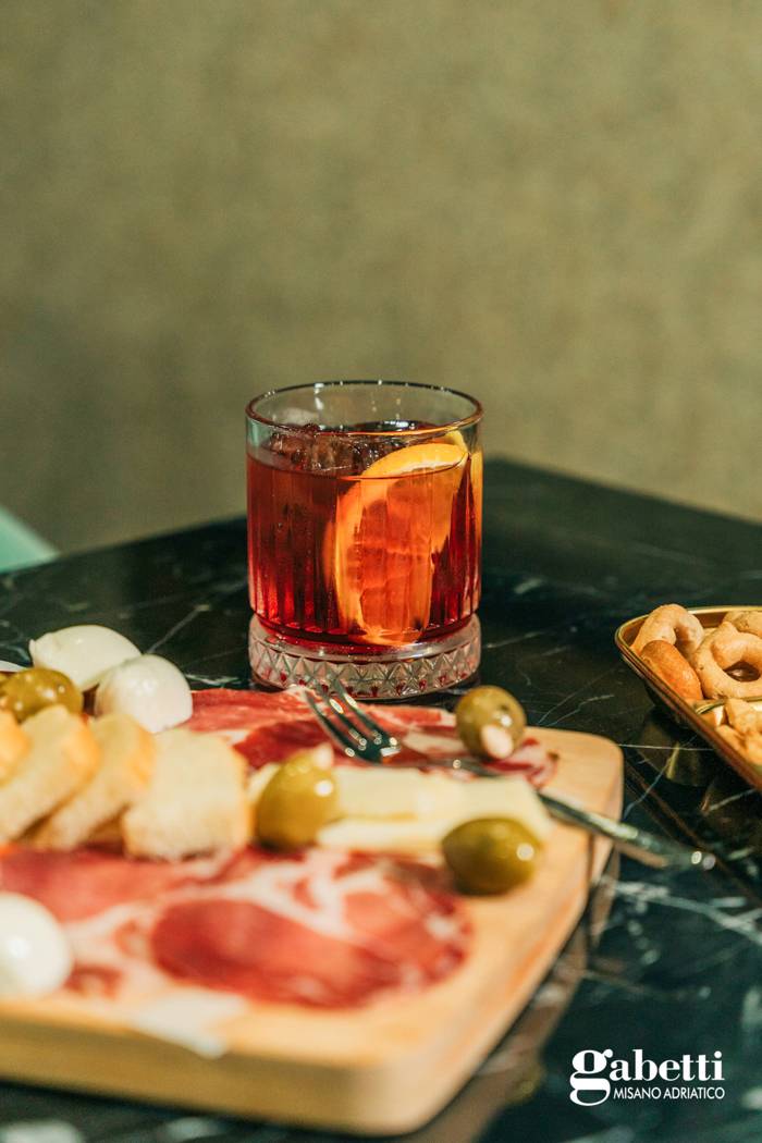 negozio in vendita a Cattolica