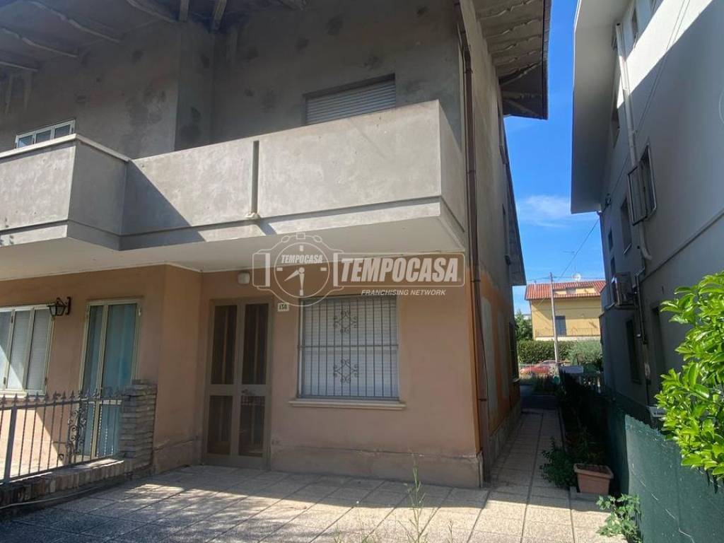 casa indipendente in vendita a Cattolica