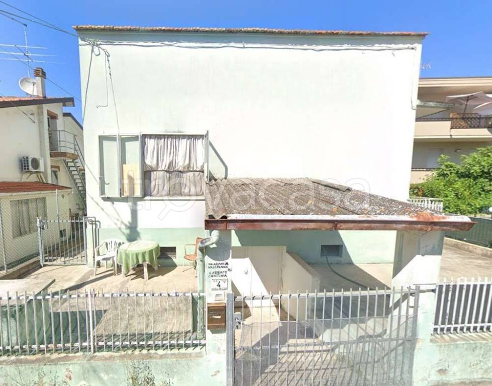 casa indipendente in vendita a Cattolica