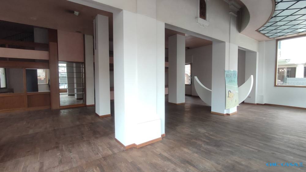 negozio in vendita a Cattolica