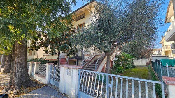 casa indipendente in vendita a Cattolica