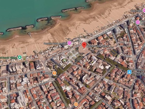 negozio in vendita a Cattolica