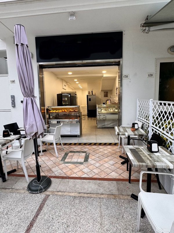 negozio in vendita a Cattolica