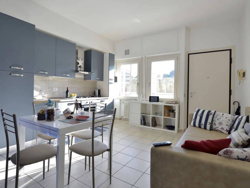 casa indipendente in vendita a Cattolica