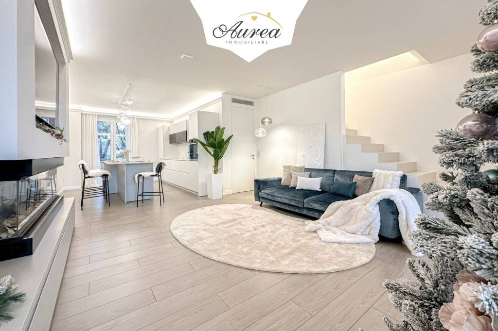 casa indipendente in vendita a Cattolica