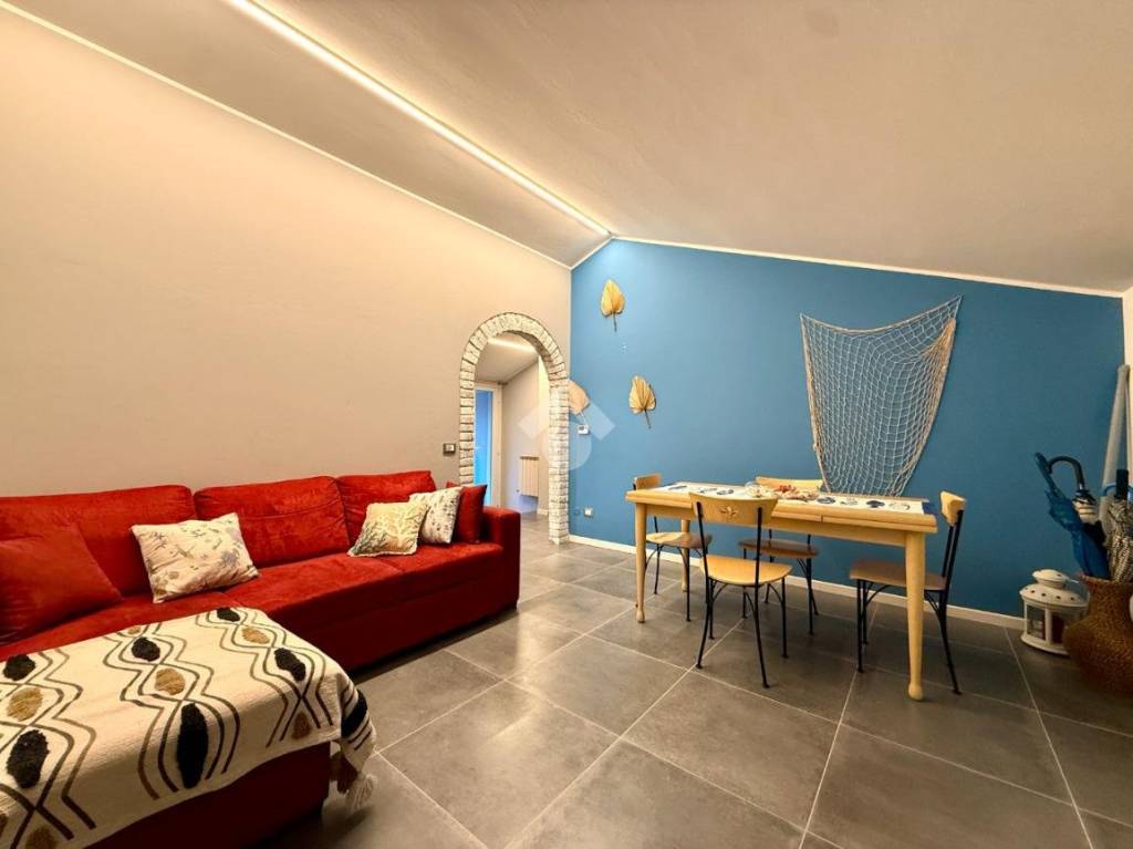 casa indipendente in vendita a Cattolica