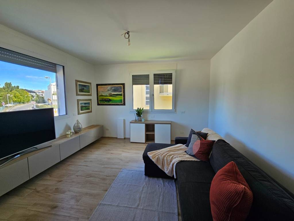 casa indipendente in vendita a Cattolica