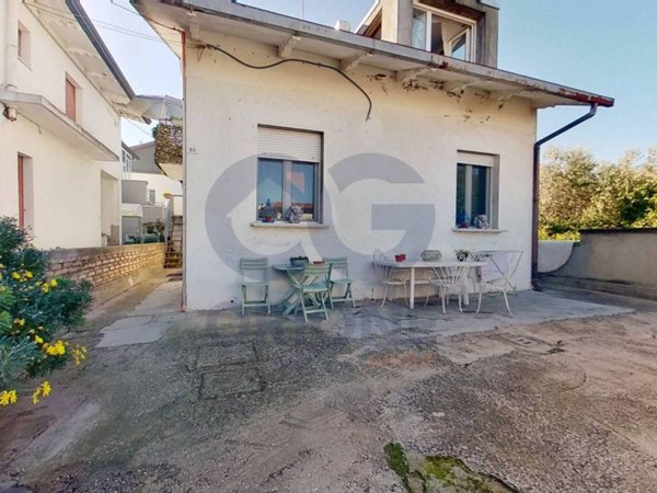 casa indipendente in vendita a Cattolica