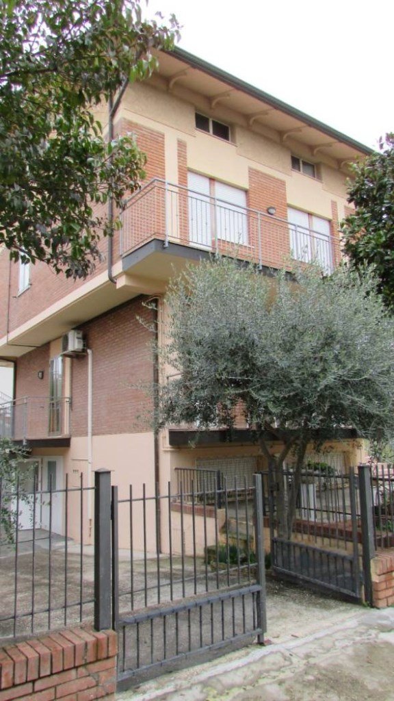 casa indipendente in vendita a Cattolica
