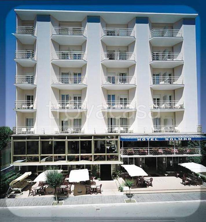 negozio in vendita a Cattolica