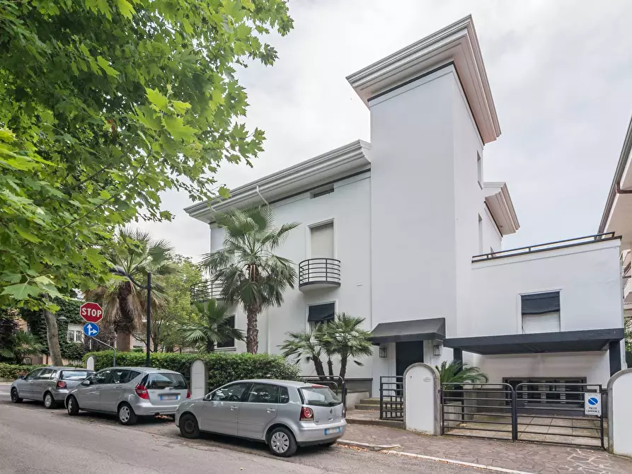 casa indipendente in vendita a Cattolica