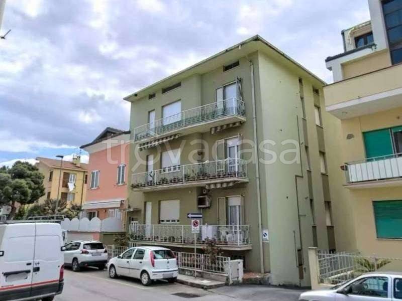 casa indipendente in vendita a Cattolica