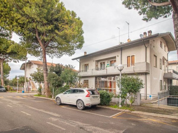 casa indipendente in vendita a Cattolica