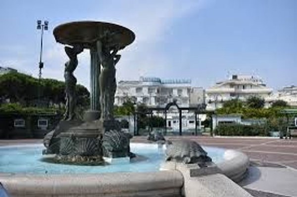albergo in vendita a Cattolica