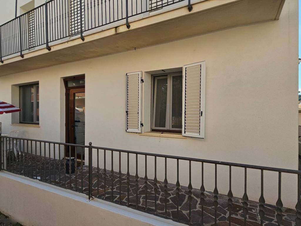 casa indipendente in vendita a Cattolica