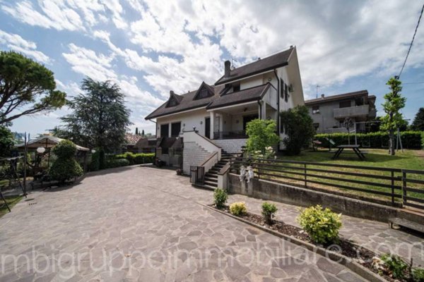 casa indipendente in vendita a Coriano in zona Cerasolo