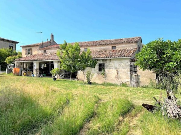 casa indipendente in vendita a Coriano