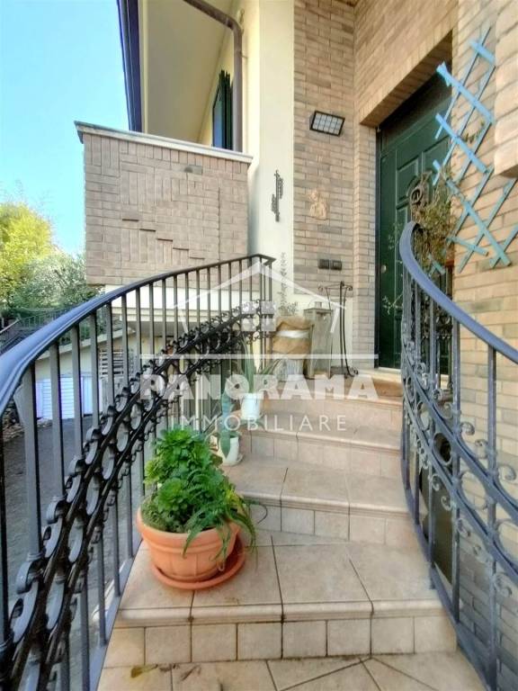 casa indipendente in vendita a Coriano