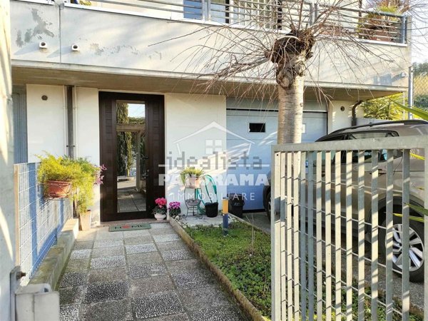 casa indipendente in vendita a Coriano