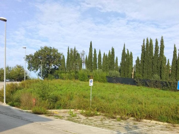 terreno edificabile in vendita a Coriano