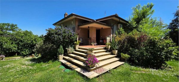 casa indipendente in vendita a Coriano in zona Mulazzano
