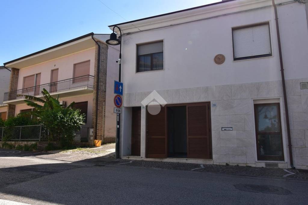 casa indipendente in vendita a Coriano