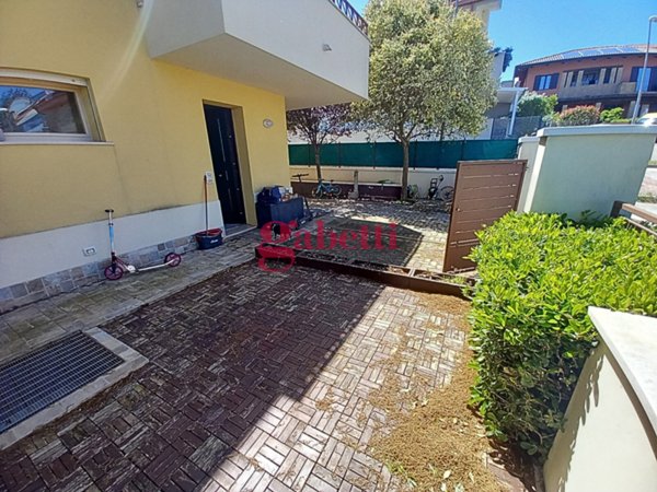 casa indipendente in vendita a Coriano in zona Sant'Andrea in Besanigo