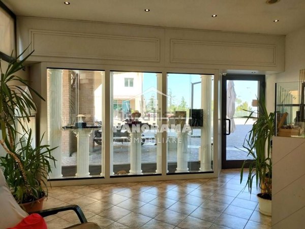 negozio in vendita a Coriano