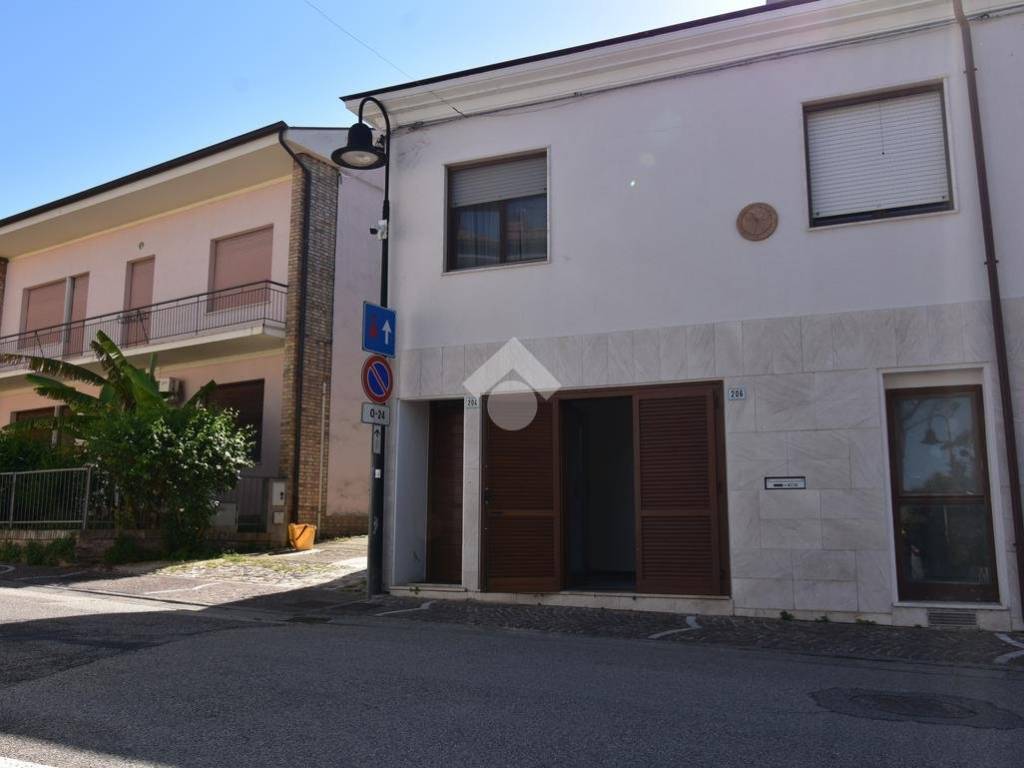 casa indipendente in vendita a Coriano