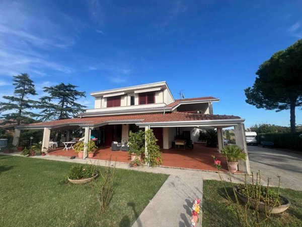 casa indipendente in vendita a Coriano