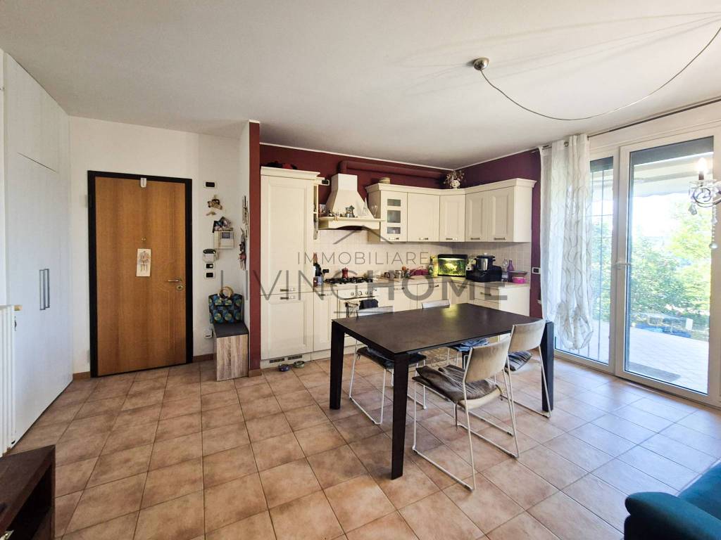 appartamento in vendita a Coriano in zona Cerasolo