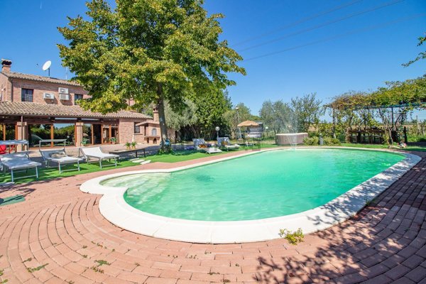 casa indipendente in vendita a Coriano