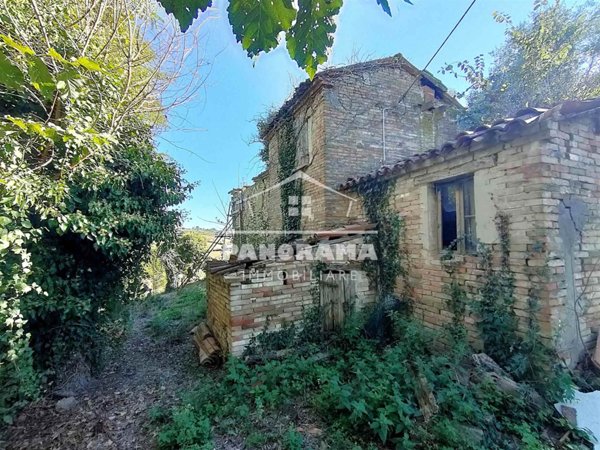 casa indipendente in vendita a Coriano