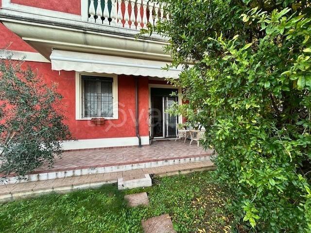 appartamento in vendita a Coriano in zona Cerasolo