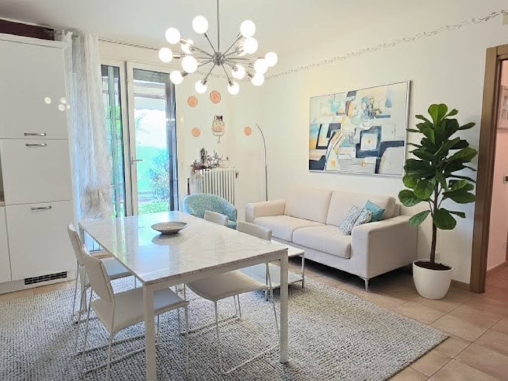 appartamento in vendita a Coriano in zona Cerasolo