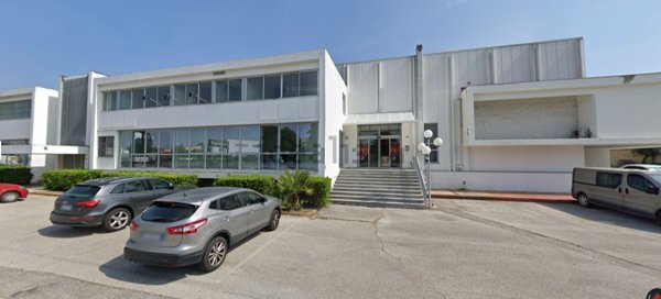 negozio in vendita a Coriano