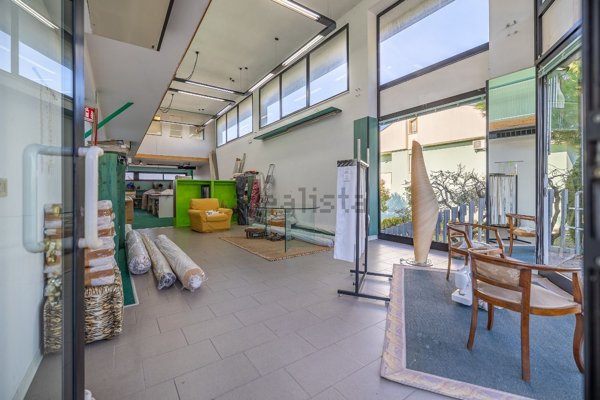 negozio in vendita a Coriano