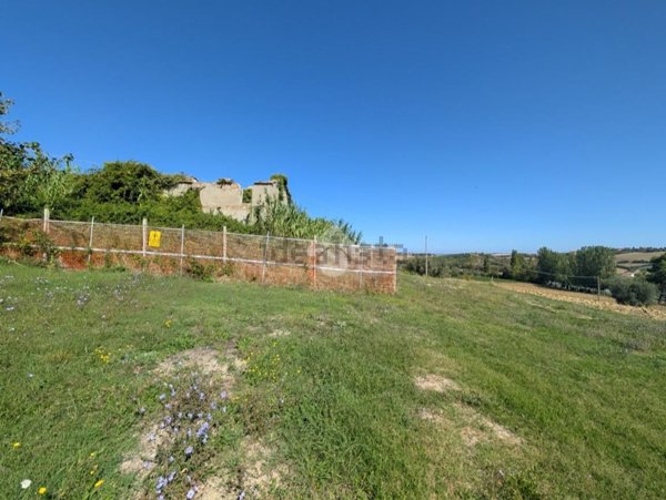 quadrivano in vendita a Coriano