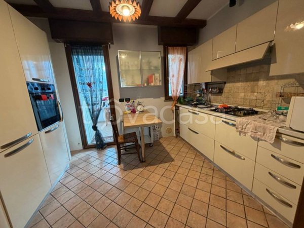 appartamento in vendita a Coriano in zona Sant'Andrea in Besanigo