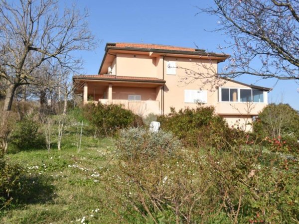 casa indipendente in vendita a Coriano in zona Mulazzano