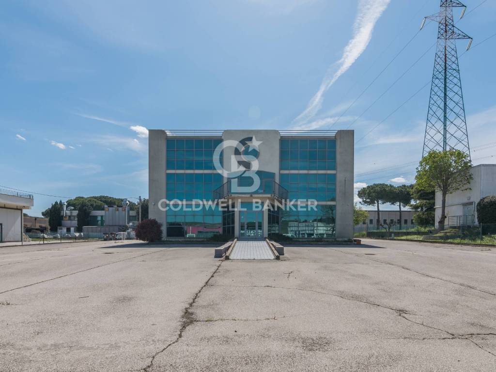 intera palazzina in vendita a Coriano in zona Cerasolo