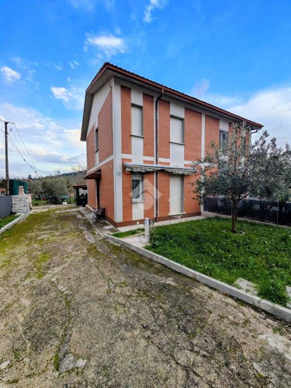 casa indipendente in vendita a Coriano in zona Ospedaletto