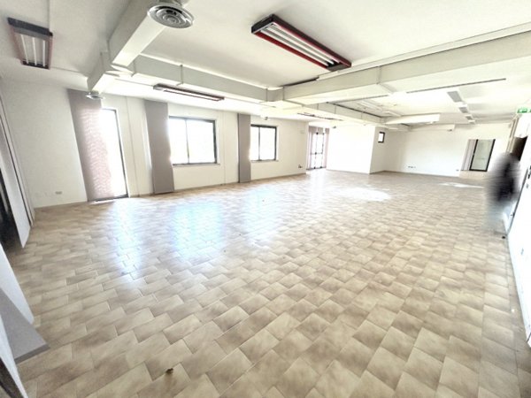 ufficio in vendita a Coriano in zona Cerasolo