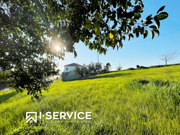 casa indipendente in vendita a Coriano