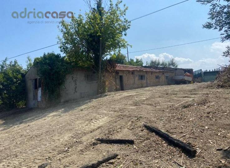 terreno agricolo in vendita a Coriano in zona Ospedaletto