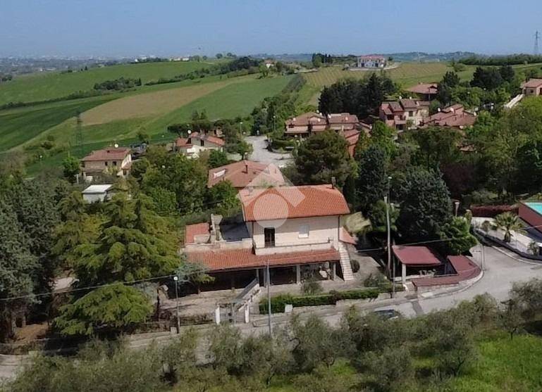 casa indipendente in vendita a Coriano in zona Ospedaletto