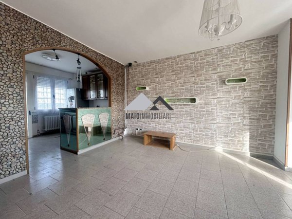 appartamento in vendita a Coriano in zona Sant'Andrea in Besanigo